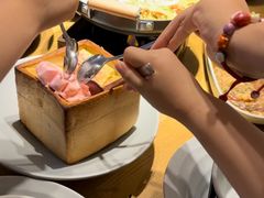 -蜜桃餐厅·伴山(绿宝广场店)