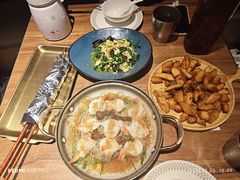 -耶里夏丽·丝路新疆菜·清真食品(徐汇南丹东路臻选店)