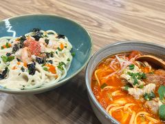 贵州风味红酸汤什锦面-里面·Noodlology(机电院店)