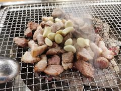 -肉甲韩国木炭烤肉(新壹街1店)