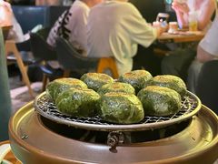 -吃饭皇帝大土家民族菜(正大广场店)