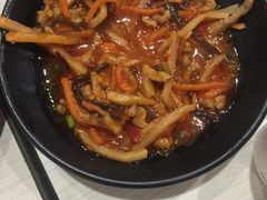 -老娘舅餐厅(黄龙体育中心店)