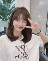 -妃格美发沙龙·烫发·染发