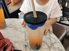 -星巴克(杭州西湖银泰1F店)