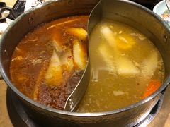 -左庭右院鲜牛肉火锅(金山万达店)