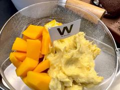 -W COLLECTIVE  DESSERT SHOP
