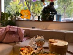 -BE YOLO必有乐&小红帽三明治
