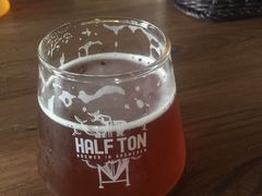-半吨 Halfton&Friends(车公庙店)