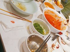 -渝是乎酸菜鱼·川渝小炒(新世界百货望京店)