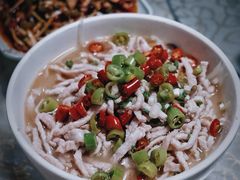 泡椒肉丝-良泉足疗