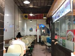 -崇州余荞面(落虹桥店)