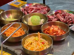 -釜山火炉·海鲜烤肉(紫藤路店)