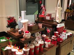 零售区-星巴克臻选(广州沙面店)