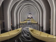 -涨巢·潮玩水疗局