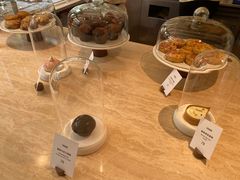 -VERIE BAKEHOUSE