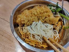 -柳州肥姨妈大骨螺蛳粉(沙河店)