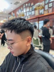 -尼特斯男士发型馆