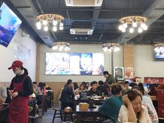 大堂-海岛八号龙虾烧烤田鸡(蓝天路总店)