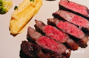 Pan-Seared Australian M5 Sirloin Steak