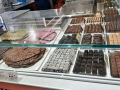 -VENCHI 闻绮(北京国贸商城店)