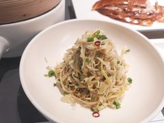 葱油拌竹笋衣-小大董·烤鸭(观景餐厅·南京西路店)