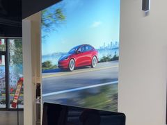 -TESLA 特斯拉(上海太古汇体验店)