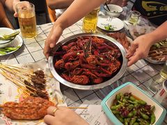 -顶峰夜宴·龙虾烧烤大排档(九江学院店)