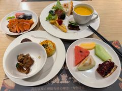 -松咖啡自助餐厅·松北香格里拉