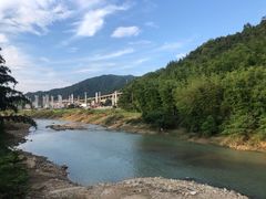 -河边农庄