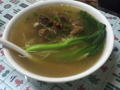招牌牛腩面-莅香岛港式餐厅(滨江道店)