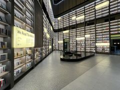 -上海虹桥中心爱琴海亚朵S酒店