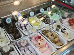 自助取餐区-柠檬车露(卖草地店)