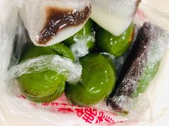 蛋黄肉松青团-许阿姨糕团店(南京总店)