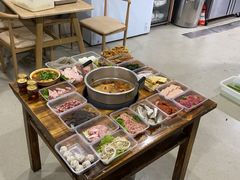 -咏勝锑锅麻辣烫(净居寺路总店)