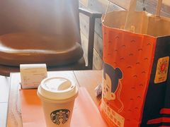 -星巴克臻选(青岛麦凯乐分店)