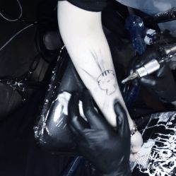 -越域刺青