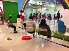 -炫艺舞蹈培训中心(枫尚奥特莱斯店)