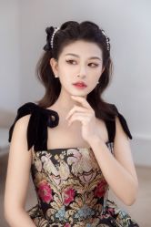 -洋洋婚纱品牌集合店