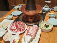 -额尔敦传统涮.冰煮羊火锅(乌兰察布体育场店)