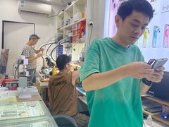 -修卜凡二手严选店·手机维修·回收租赁(川沙地铁站店)