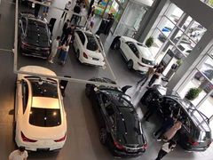 -奔驰上海利星(七宝店)
