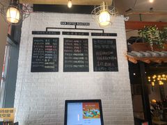 -军硕烤肉·部队火锅(二七万达店)