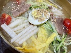 -釜山豚骨汤饭(芝罘万达广场店)