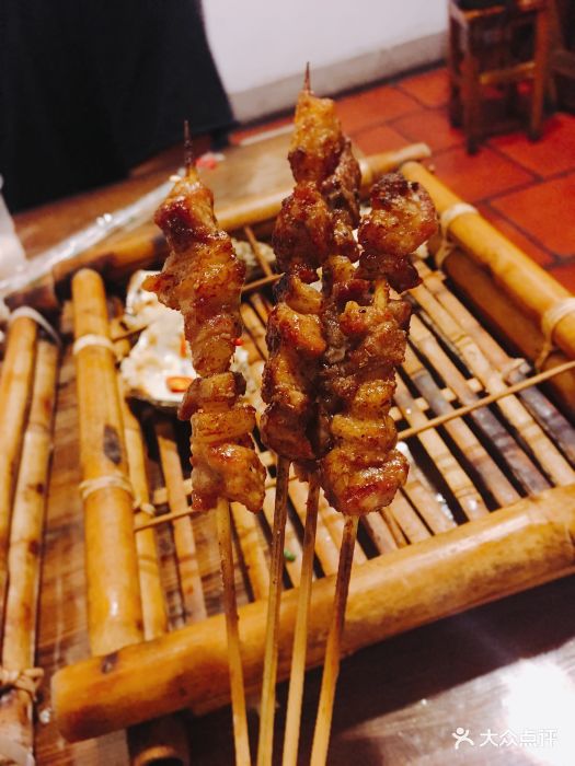 炊烟·老厝烧烤手工猪肉串图片