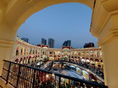 -佛罗伦萨小镇广佛名品奥特莱斯(疏港路店)