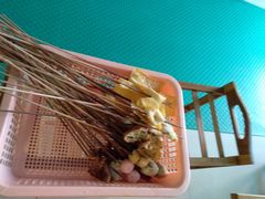 -何氏串串香火锅(翠亨店)