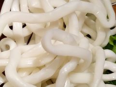 -老牌坊云南鱼豆花火锅(爱建店)