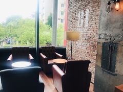 靠窗位-81bakery(关山路店)