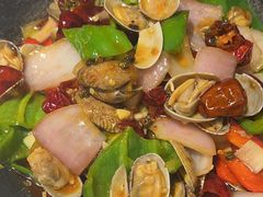 -巴厘龙虾·榜首油焖大虾(音乐学院·沿江酒馆店)