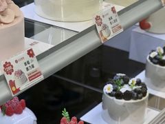 -花花卷卷·鲜食蛋糕(静安久光百货店)